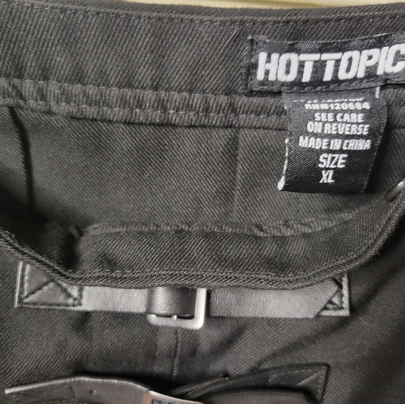 Hot Topic skirt - Picture 4 of 7